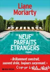 Neuf parfaits étrangers